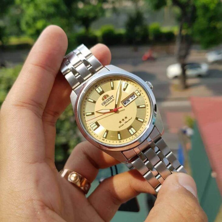ORIENT: Mechanical Classic Tristar Watch, Metal Strap - 39mm (SAB0C002C) - Image 3