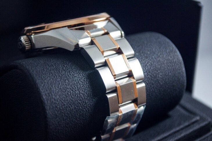 ORIENT STAR: Mechanical Contemporary Watch, Metal Strap - 41.0mm (DK05001W) - Image 4