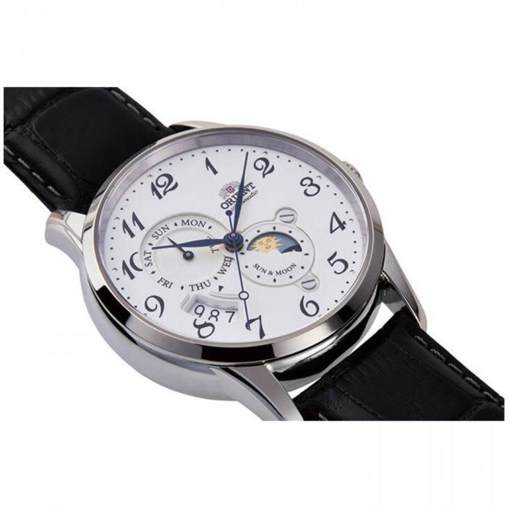 ORIENT: Mechanical Classic Watch, Leather Strap - 42.5mm (RA-AK0003S) - Image 2