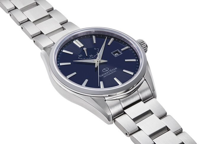 ORIENT STAR: Mechanical Contemporary Watch, Metal Strap - 42.0mm (RE-AU0403L) - Image 2