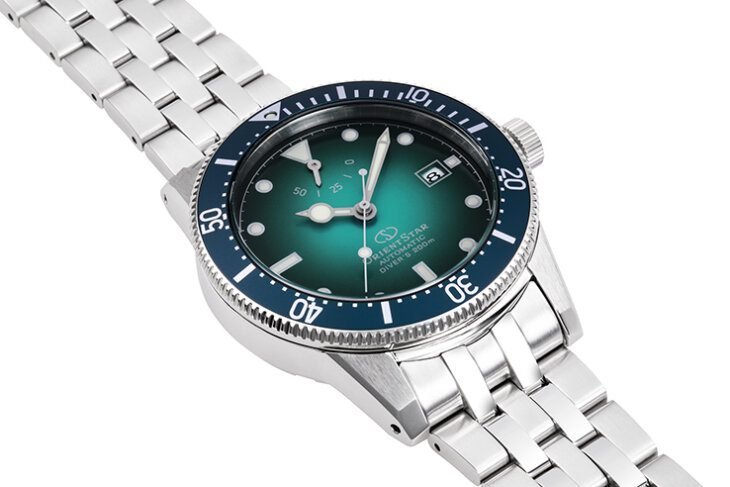 ORIENT STAR: Mechanical Sports Watch, Metal Strap - 41.0mm (RE-AU0602E) - Image 2