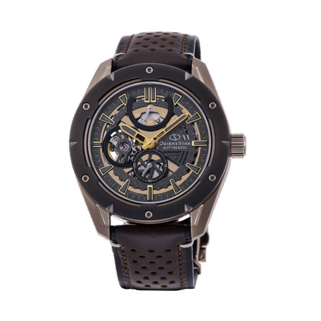 ORIENT STAR: Mechanical Sports Watch, Leather Strap - 42.6mm (RE-AV0A04B)